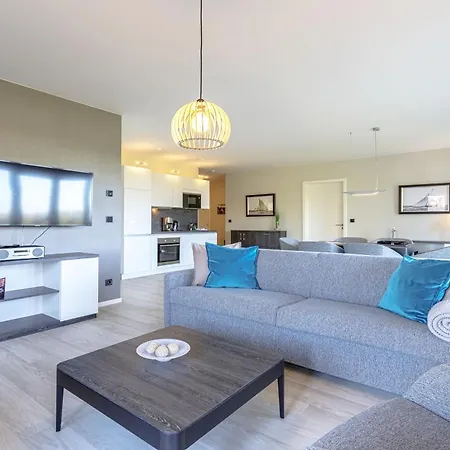 Zwei Wasser - Strandhaus Alte Seefahrtschule 4*