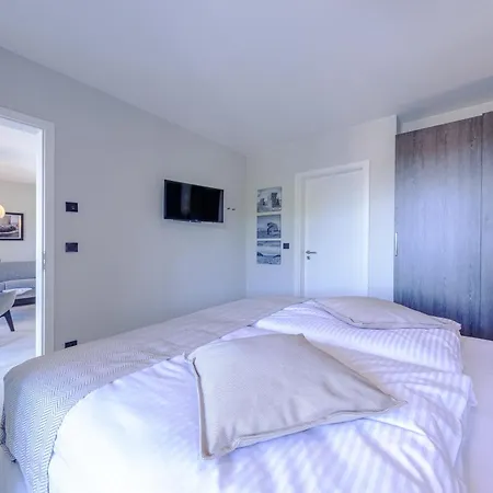 Zwei Wasser - Strandhaus Alte Seefahrtschule Wustrow (Fischland)