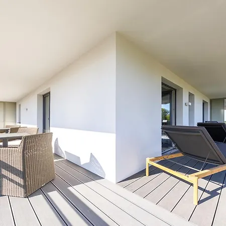 Zwei Wasser - Strandhaus Alte Seefahrtschule Aparthotel Wustrow (Fischland)