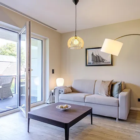 Zwei Wasser - Strandhaus Alte Seefahrtschule Wustrow (Fischland)