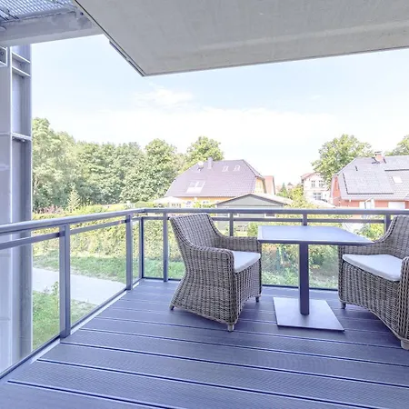 Zwei Wasser - Strandhaus Alte Seefahrtschule Aparthotel Wustrow (Fischland)