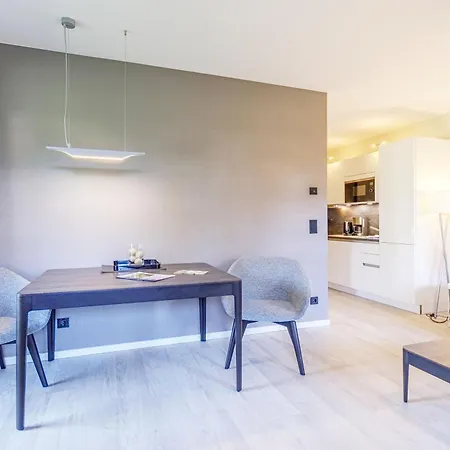 Zwei Wasser - Strandhaus Alte Seefahrtschule 4* Wustrow (Fischland)