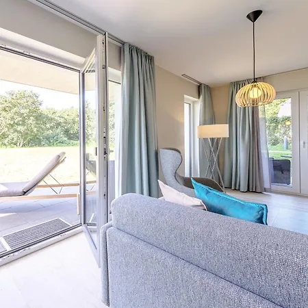 Aparthotel Zwei Wasser - Strandhaus Alte Seefahrtschule 4*